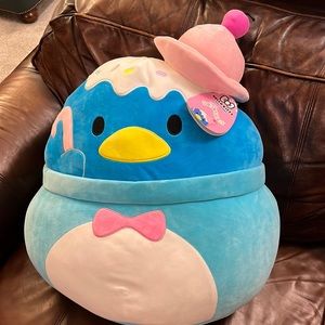 Squishmallow Sundae Tuxedo Sam 20” Extra Large Hello Kitty & Friends